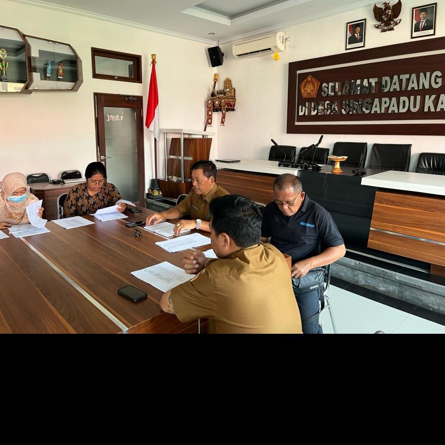 RAPAT PRAMUSDES PERTANGGUNG JAWABAN DAN PENETAPAN PROGRAM KERJA BUMDES SARI PANCA AMERTA TAHUN 2025